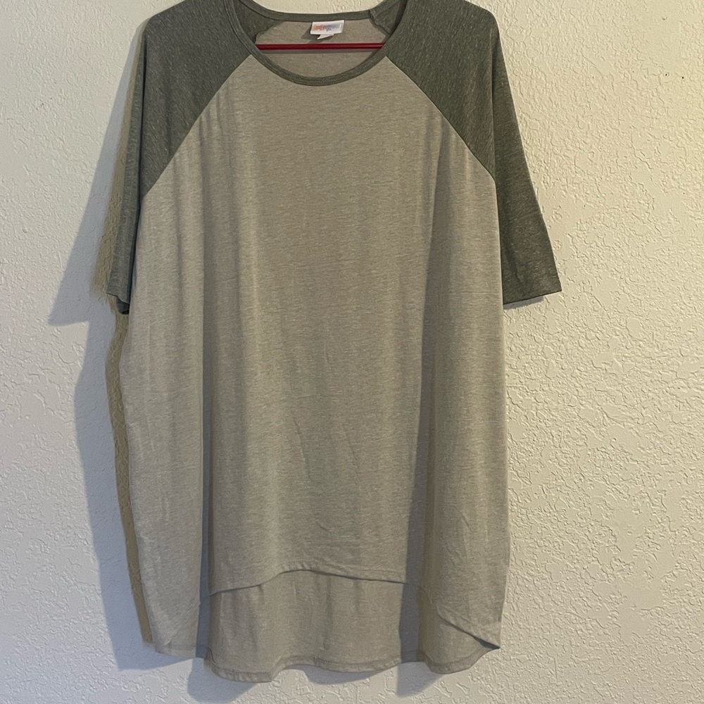 Lularoe Two Tone Gray Irma size Small NEW
